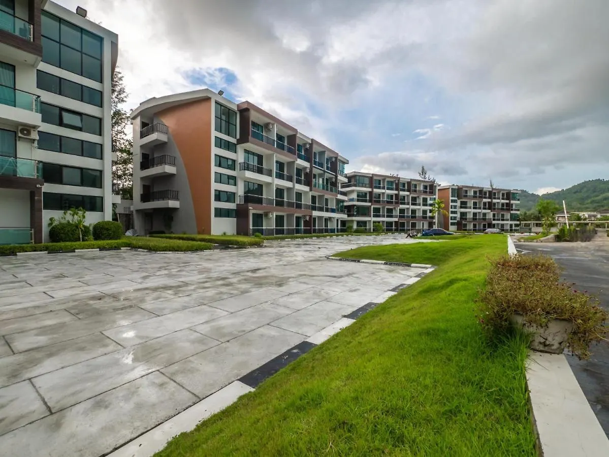 Apartment Naithon Beachfront Condotel Thailand
